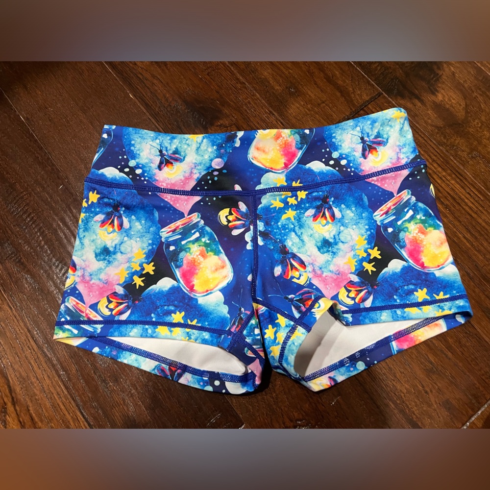 New without tags Wod bottom 2.5 shorties firefly and mason jar